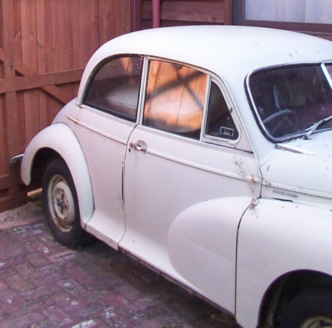 Yellow 2Door Morris Minor